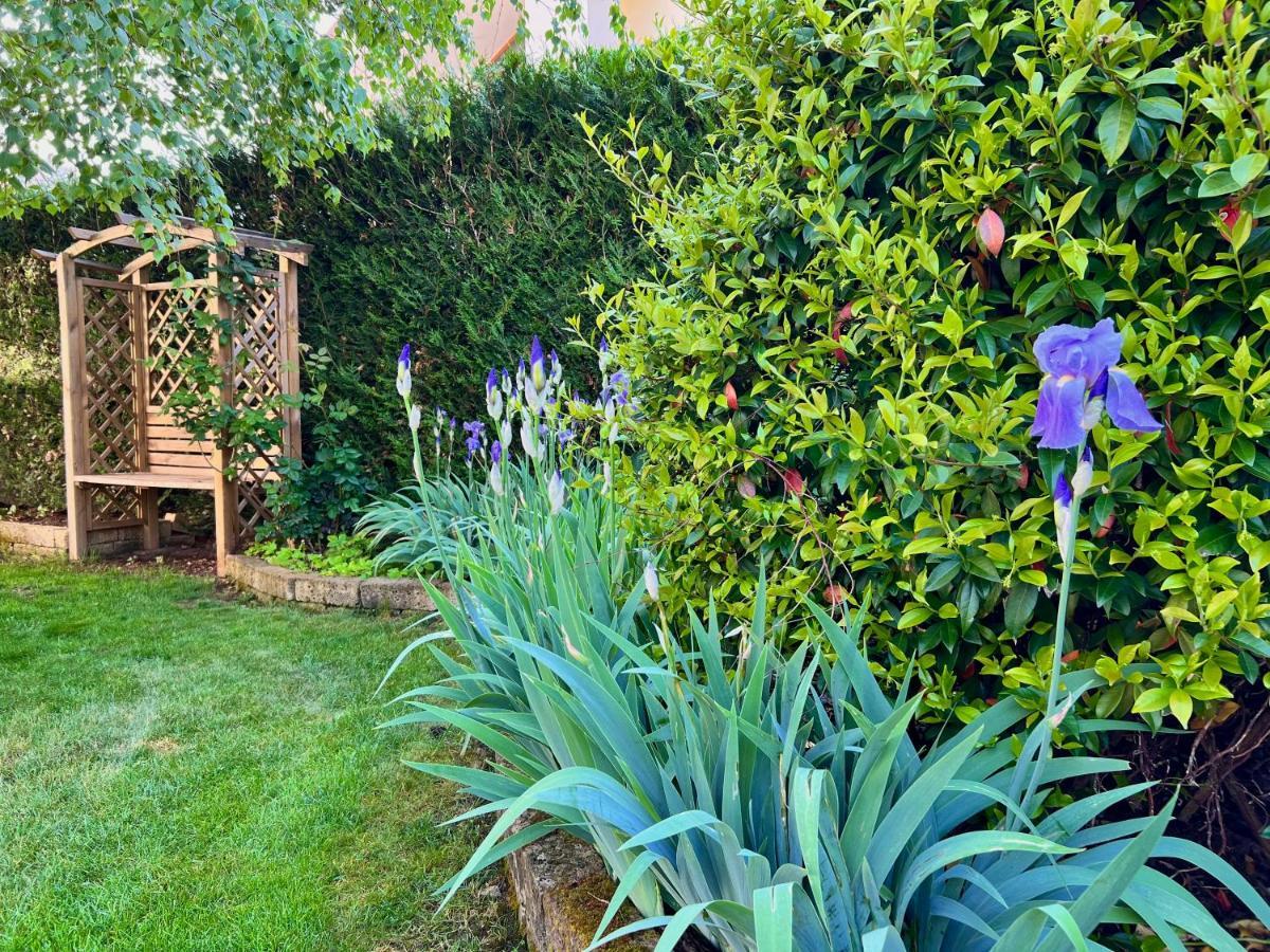La Finestra Sul Giardino - B&B Cavedine Exterior foto